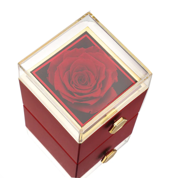 Bold Boutique | Eternal Rose Box & Engraved Necklace